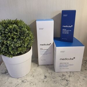 Medicube Zero Foam Cleanser, One Day Exosome Shot 7500, Zero Pore Pad NEW!